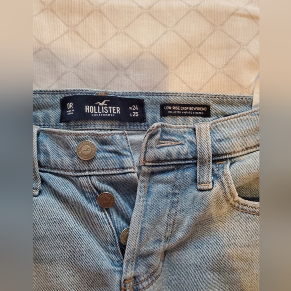 Hollister Jean's size 24 (0) - Picture 2 of 4